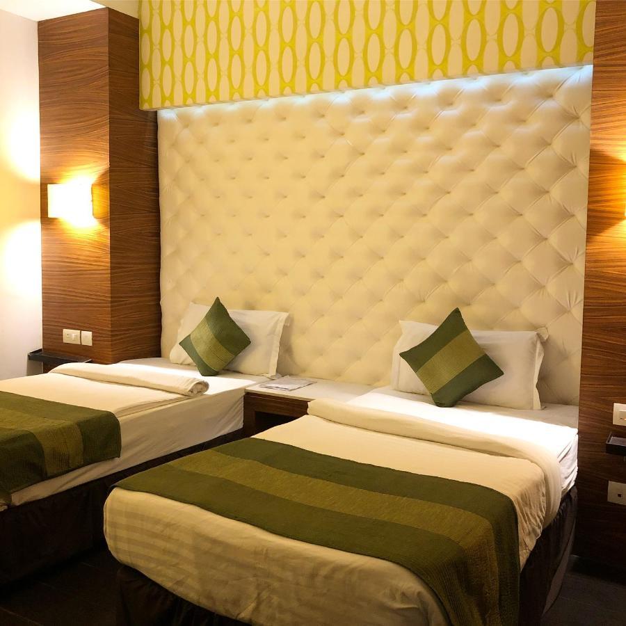 Hotel Ivory 32 Neu-Delhi Exterior foto